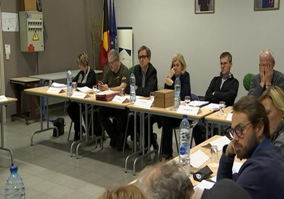 Anderlues : ambiance électrique lors du conseil communal 