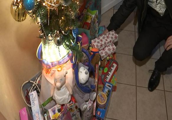 La Louvière : l'Ecole de Chant Angélique Engels récolte des jouets en chantant