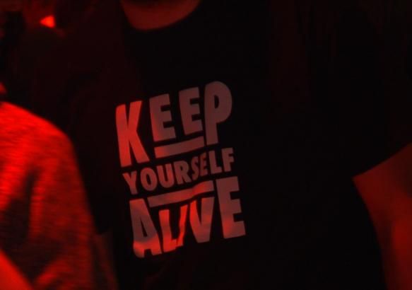 Keep Yourself Alive sur la scène de l'AB Club !