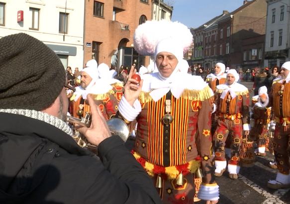 Morlanwelz : Carnaval sous le soleil