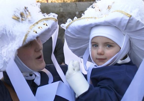 Estinne-au-Mont: le rondeau du carnaval