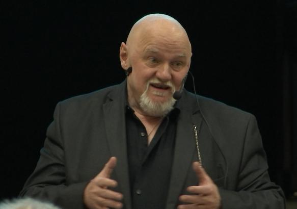 Soignies : conférence de Claude Moniquet au Rotary