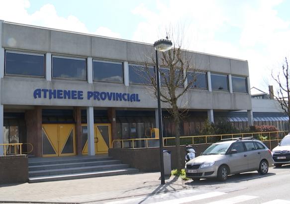 La Louvière : retour en classe accompagné après l'agression au couteau à l'athénée provincial