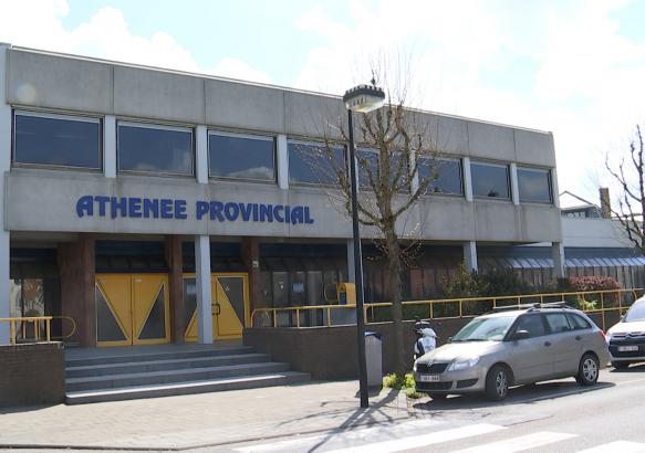 La Louvière : retour en classe accompagné après l'agression au couteau à l'athénée provincial
