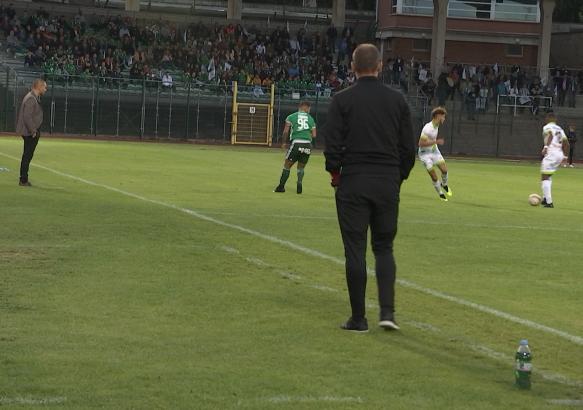 Duel des entraîneurs au Tivoli lors du derby
