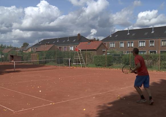 Tennis : Les juniors-vétérans du RTC Houdeng en demi !