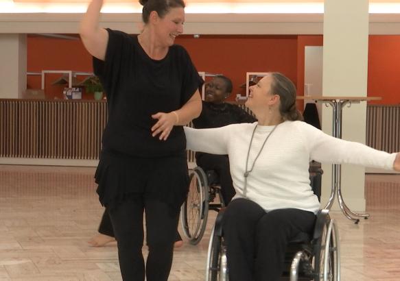 Décrocher la Lune : derniers réglages pour l'atelier cyclo-danse 