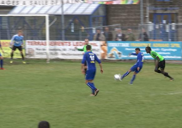 Football: Entité Manageoise - FC Ganshoren