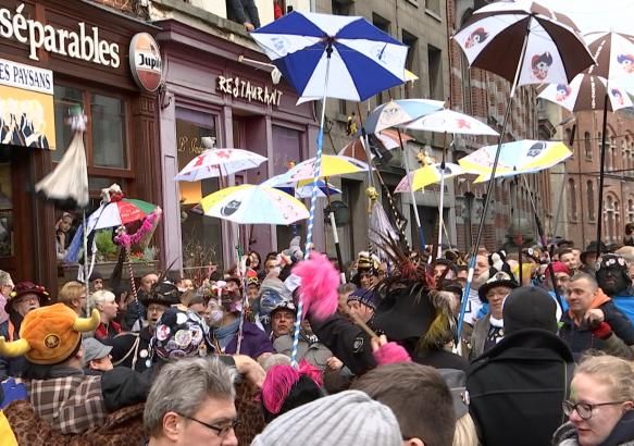 Binche :  Près de 120 Dunkerquois s'emparent à nouveau de la Grand-Place