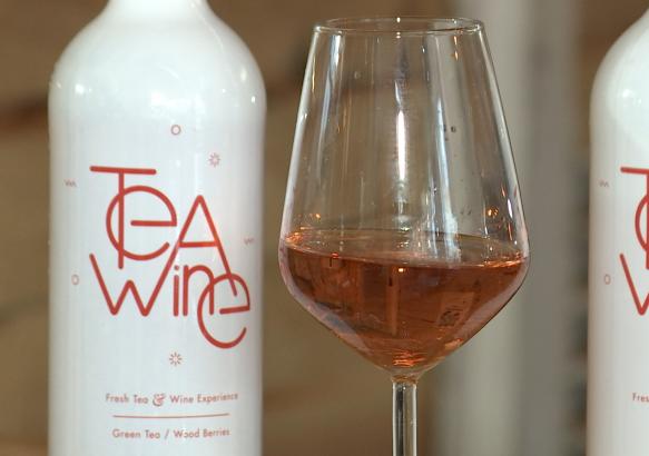 Binche : le thé et le vin font bon ménage! 