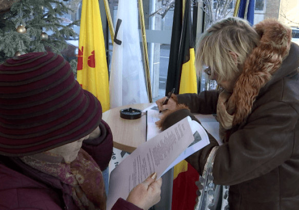 La Louvière : un regisre de condoléances à la mémoire de Willy Taminiaux