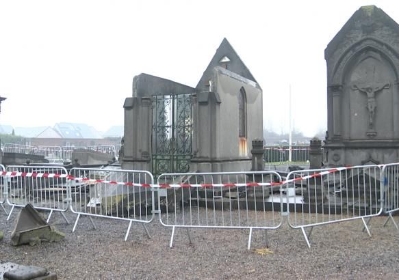 Binche: les dégâts du temps dans le cimetière