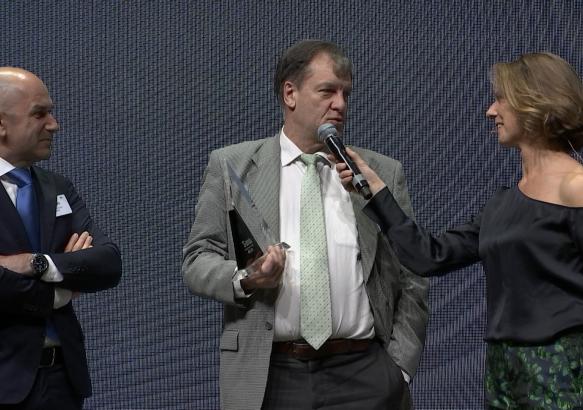 Bruxelles: remise du prix Manager de l Année de Trends Tendance 
