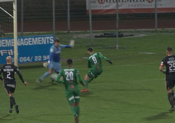 Football: U.R. La Louvière Centre - RAAL La Louvière