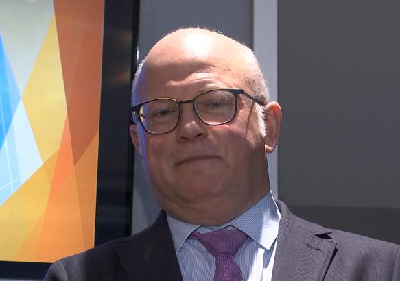 Houdeng-Aimeries : le ministre Crucke en campagne contre le réchauffement climatique