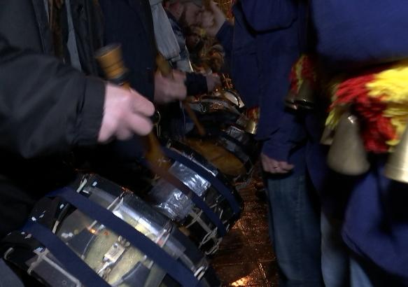 La Louvière : les soumonces en batteries ouvrent les festivités carnavalesques