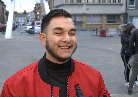 La Louvière : Demi-finaliste The Voice sur la place Mansart