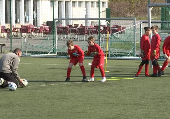 Haine-Saint-Pierre : Stage La Cavera au Stade Dienne