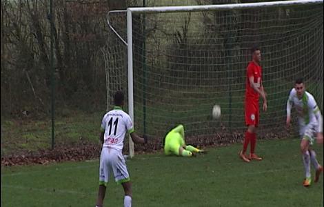 Football : Solières - UR La Louvière