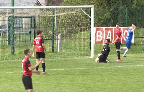 Football: RFC Houdeng - Peruwelz FC