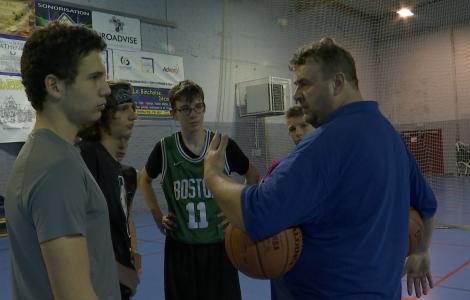 Inside Basket : UBC Binche