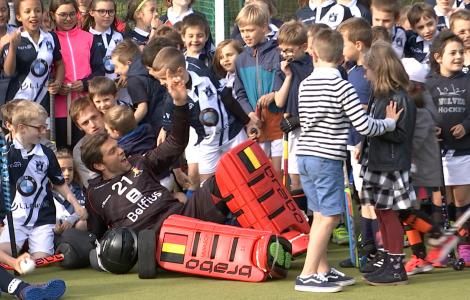 Hockey: Visite de Vincent Vanasch au Hockey Club LL